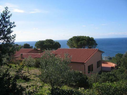 Appartamenti Claudia Capoliveri Exterior photo